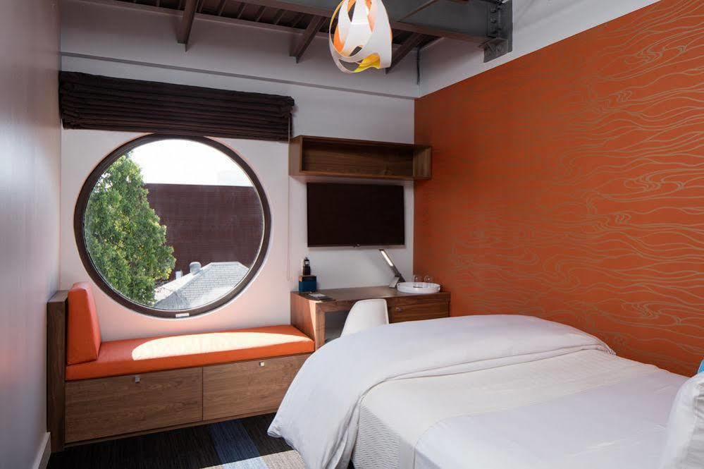 Hotel Eleven Остин Экстерьер фото
